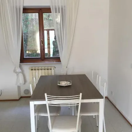 Apartment By Interhome Brenzone sul Garda